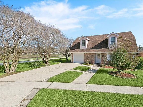 3rd image of 5221 Alexander Dr