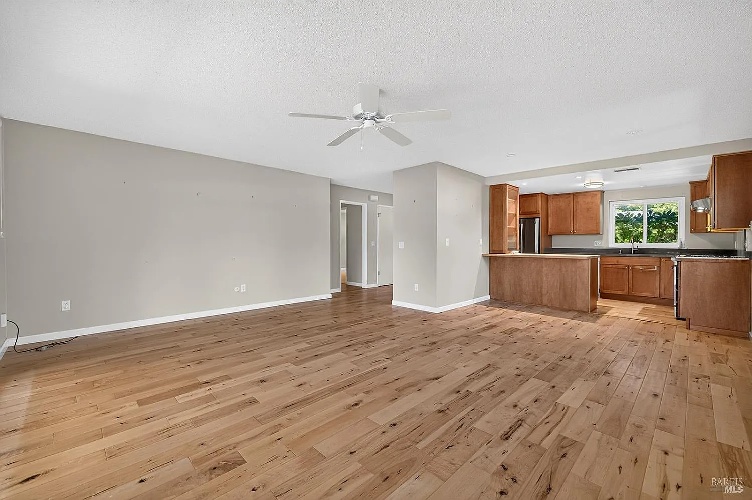 402 Meadowgreen Drive - Photo 5