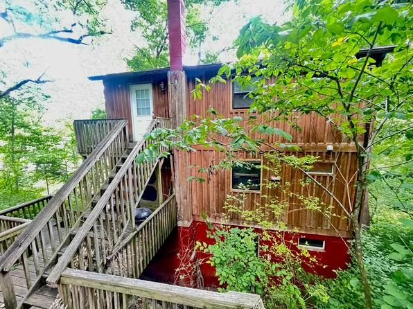 565 Alone Mill Rd #A, Lexington, VA 24450