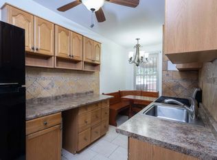 13511 Hawtree St, Ozone Park, NY 11417