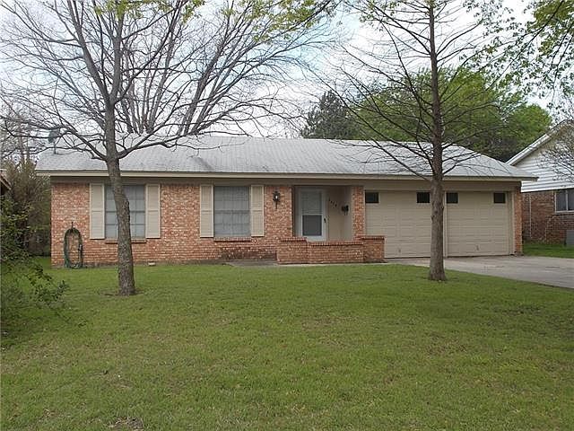 1st image of 1610 Debra Dr