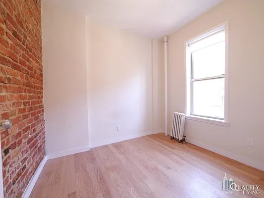 Rented by (Legacy) NY Quality Living Uptown | media 18