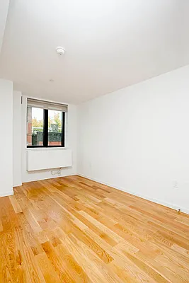 Rented by Mirador Real Estate | media 21