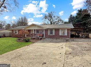 1639 Whiting Dr, Gainesville, GA 30504