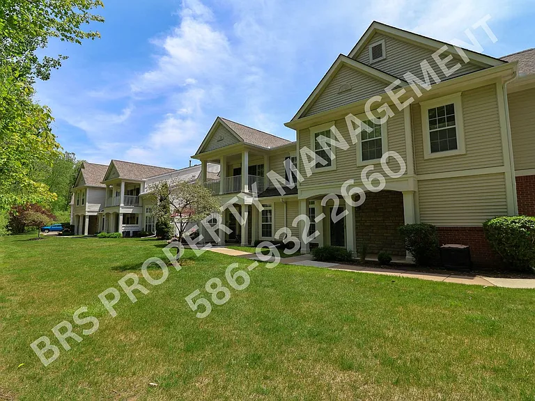 25675 Maritime Cir N — Photo 17
