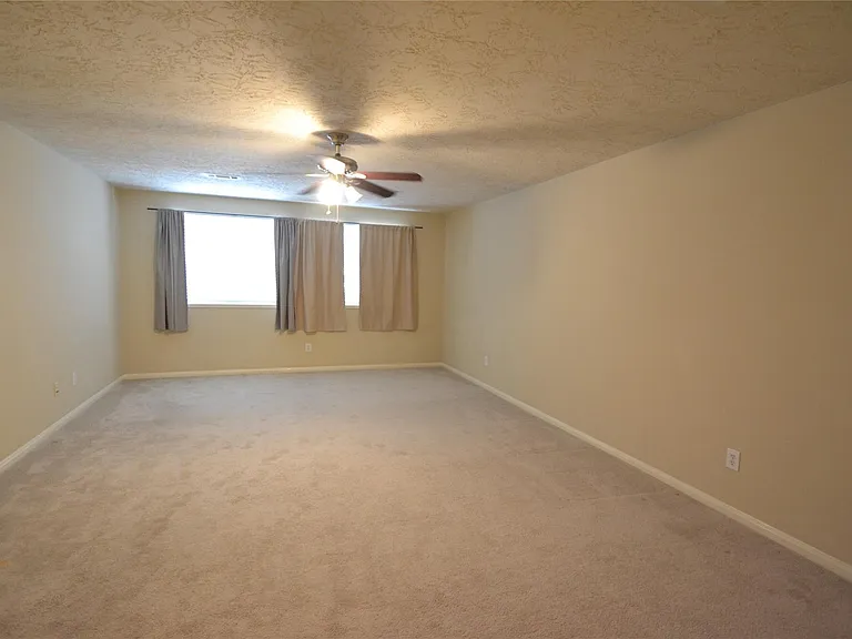 1514 Coyote Hills Ln — Photo 37