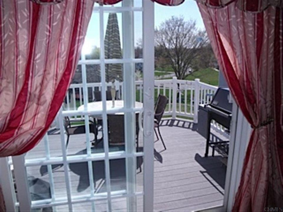 1st image of 23 Paddlewheel Ct