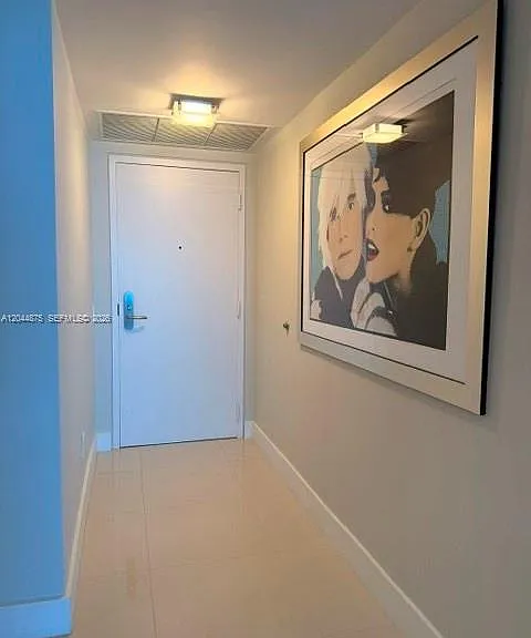 6899 Collins Ave #2201 — Photo 21