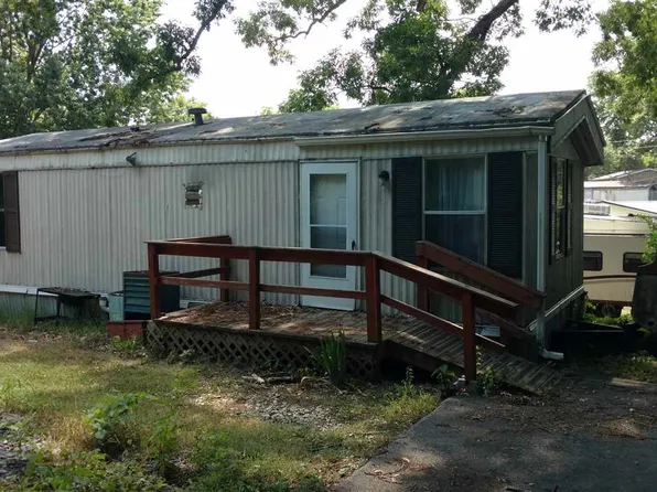 961 Neikirk Dr, Morristown, TN 37813