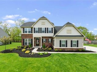 2526 Daegan Dr, Avon, OH 44011