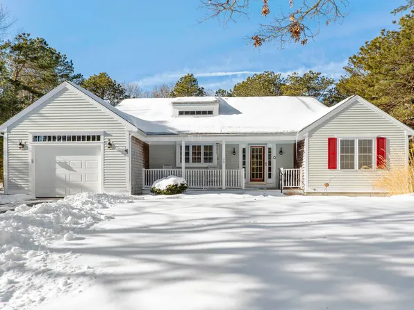 30 Grant Breen Drive, Mashpee, MA 02649