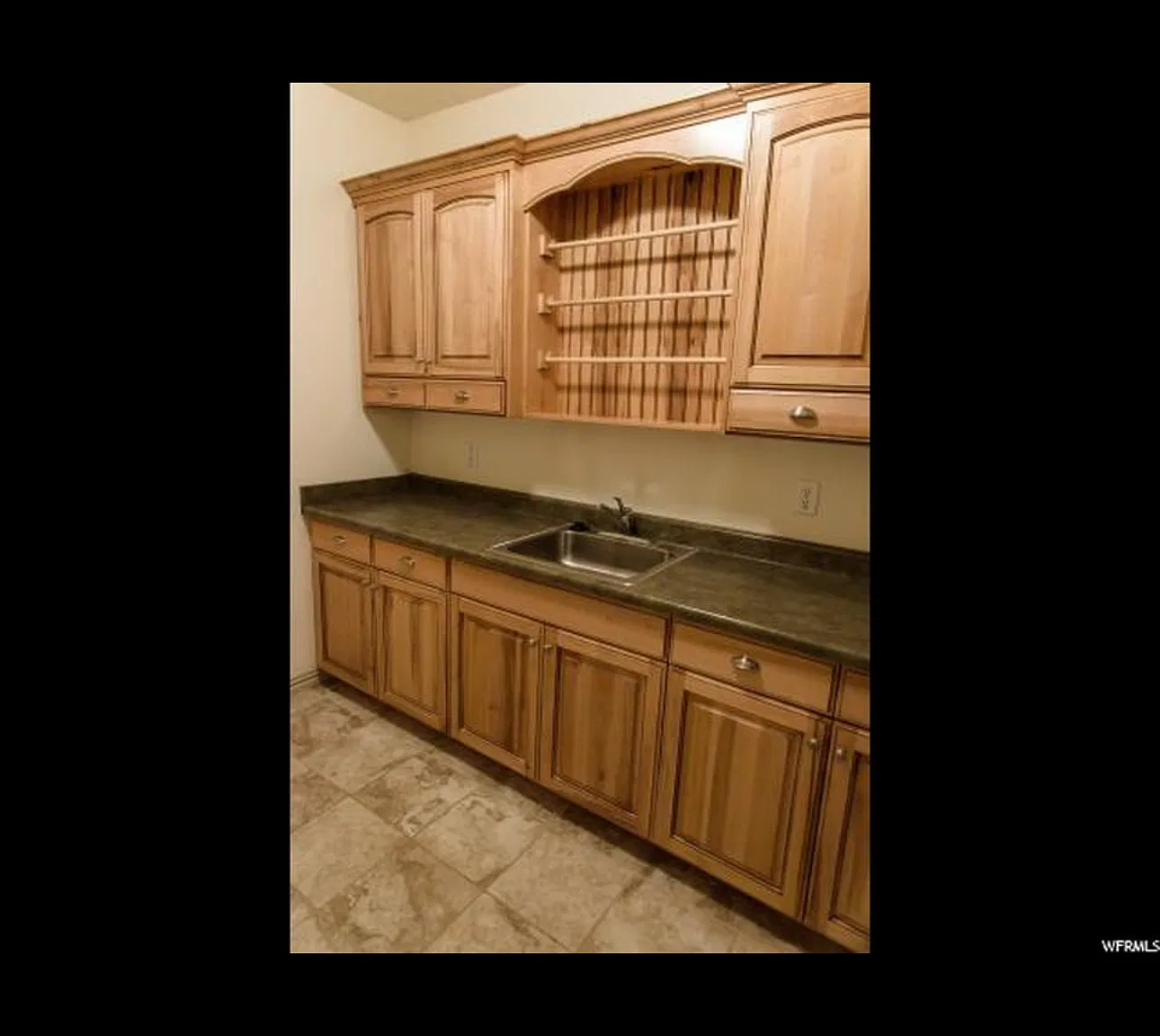 5 bed, 3451 sqft, $3,200 — Photo 4
