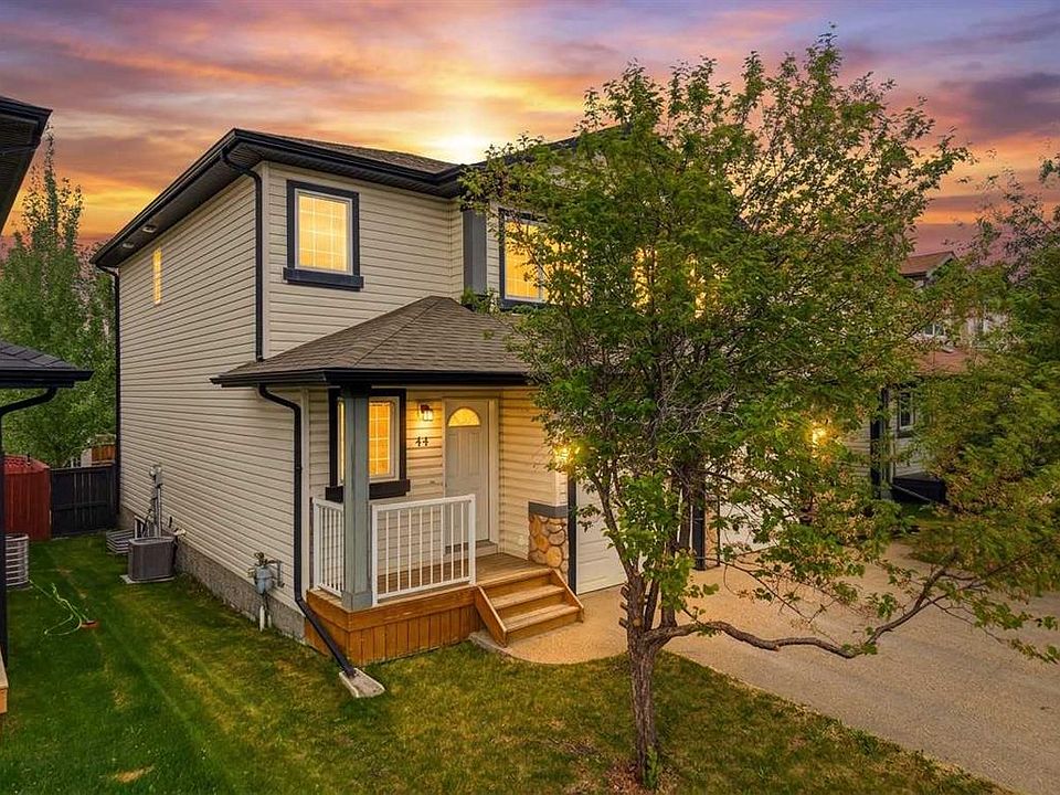 1st image of 44 E Arthur Close