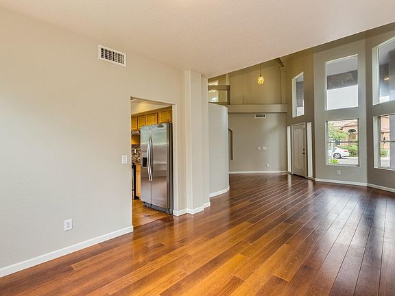 4th image of 4329 E Cottonwood Ln