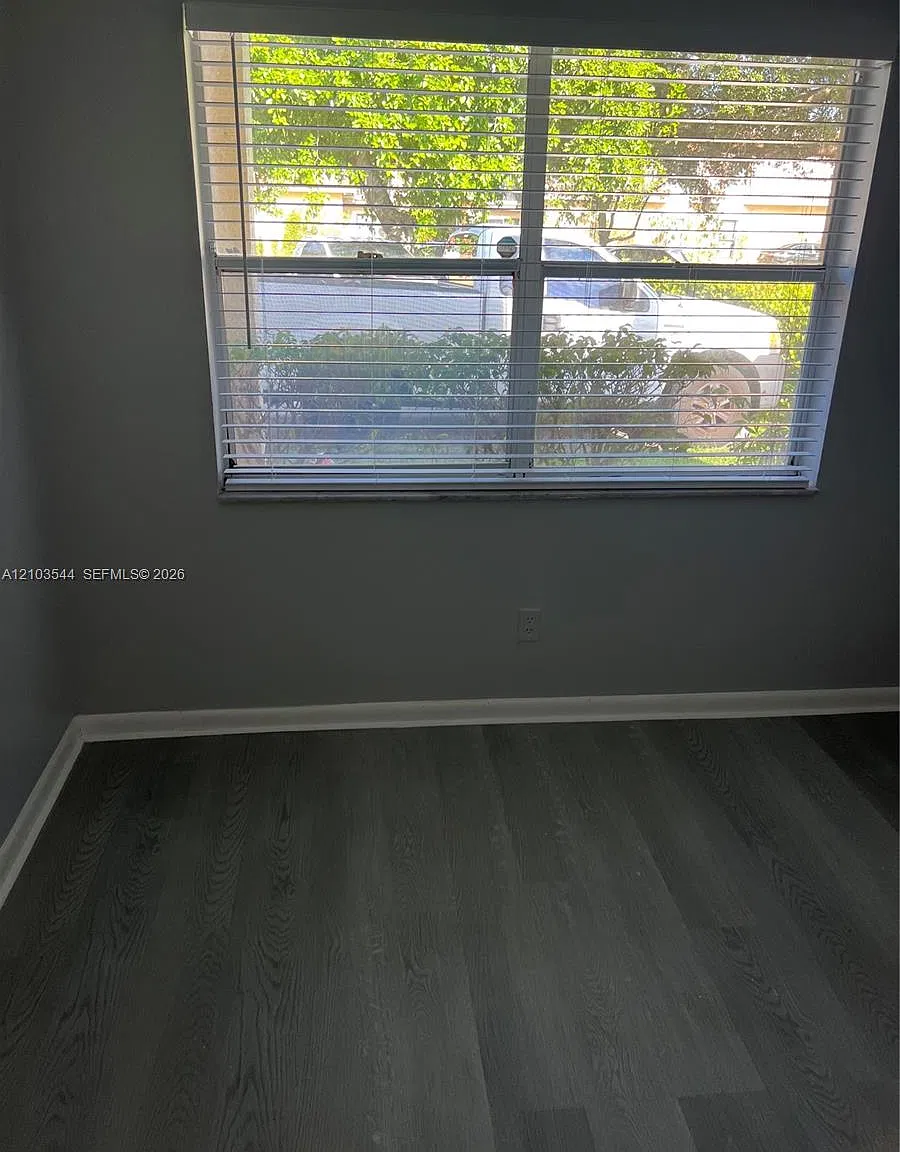 Glenwood Subdivision — Photo 4
