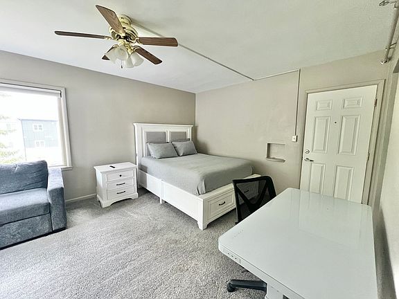 5th image of 217 S Spring Ave #9