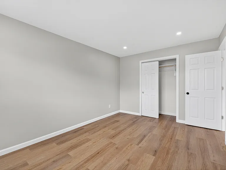 52 Naples Ave #5LL — Photo 21