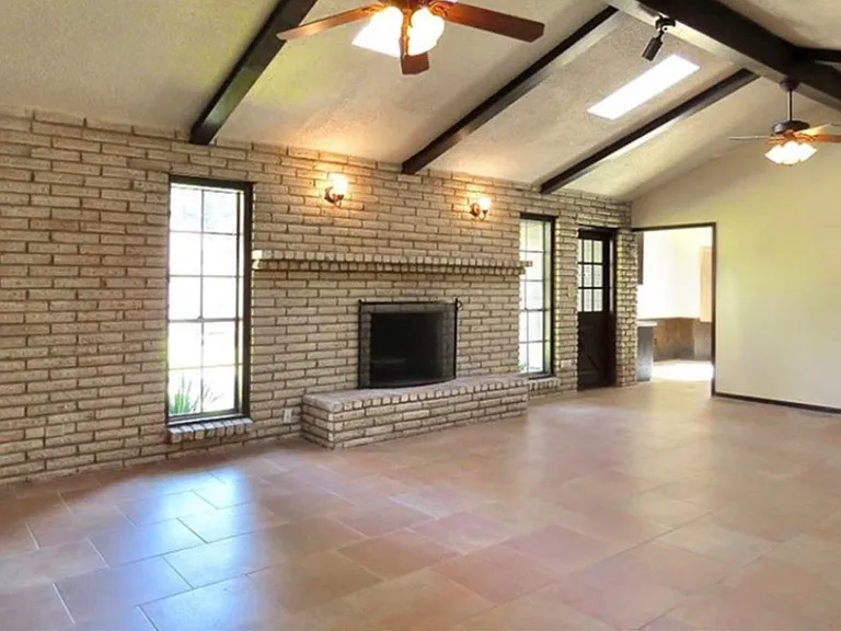 711 Enchanted Trail Dr — Photo 26