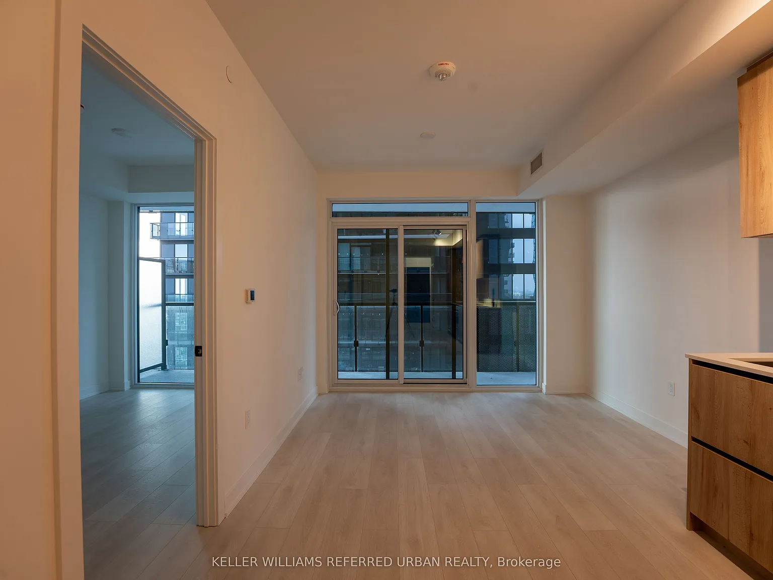 Line 5 — Photo 2