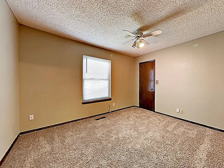 3306 S 144th Pl E — Photo 12