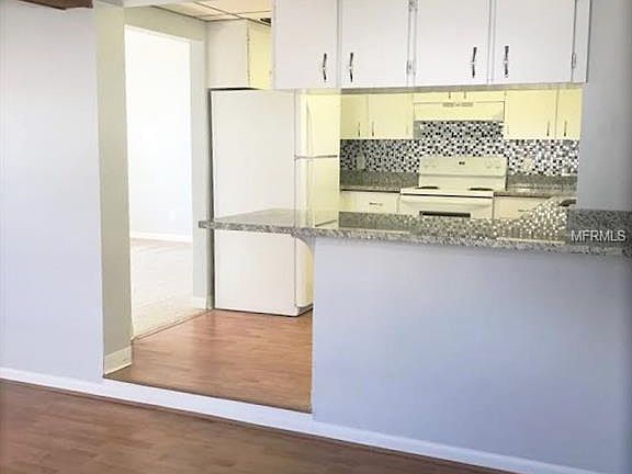 3rd image of 3095 40th Ave N