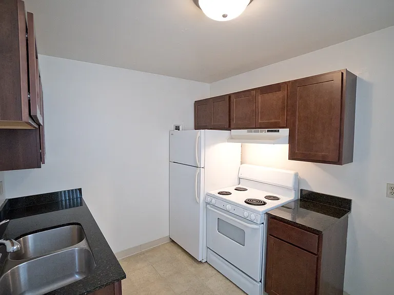 Como Lake Estates — Photo 26