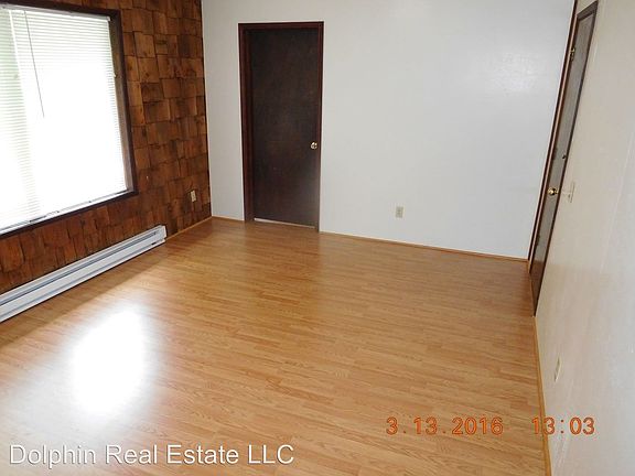 2nd image of 164 NE Douglas St APT 8
