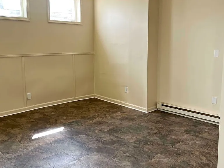1401 Willow St — Photo 5