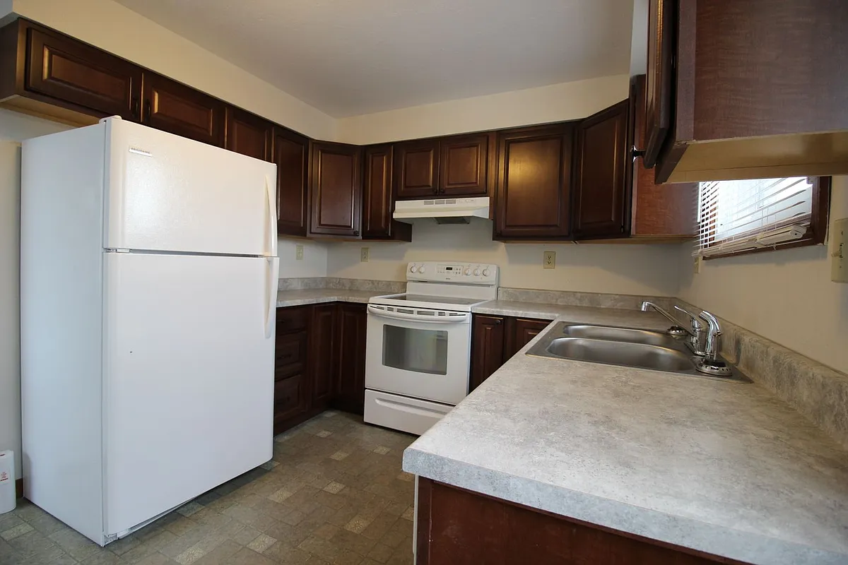 Building Photo - 1302 Nickel Dr