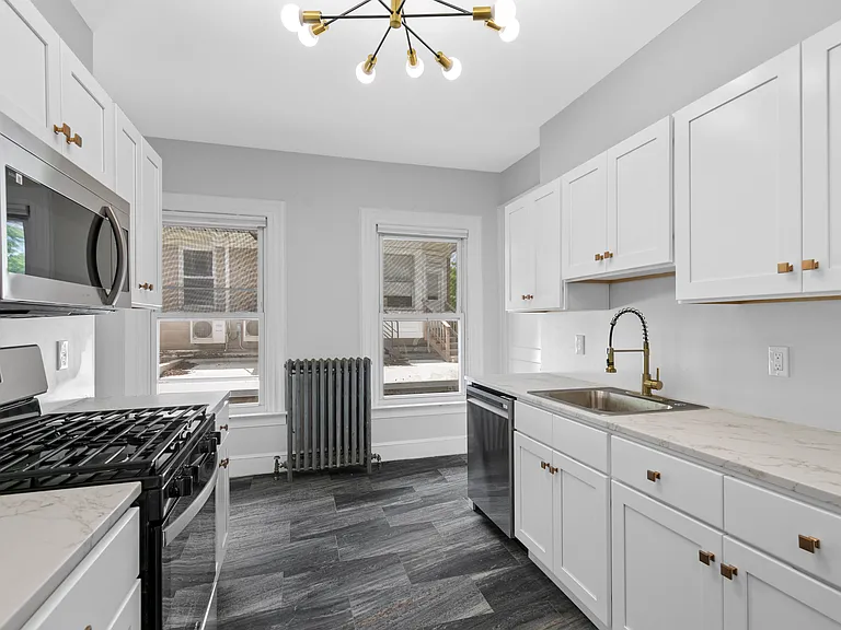 361 Willow St #2 — Photo 6