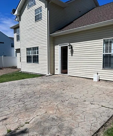 238 Sherbrooke Dr — Photo 18