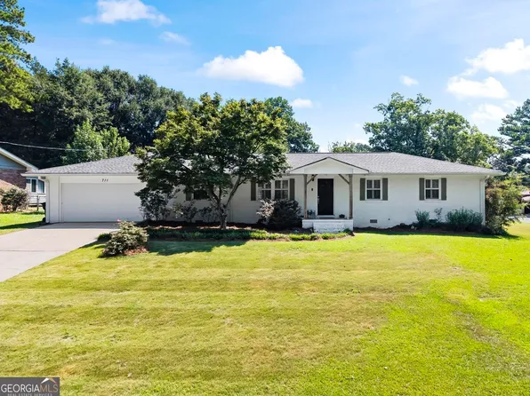 711 Forest Ridge Dr SE, Marietta, GA 30067