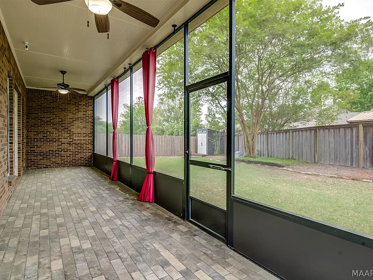 2230 Wyndgate Dr — Photo 35