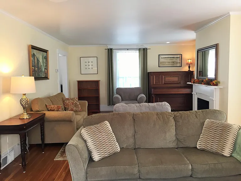 14 S Chestnut St — Photo 10