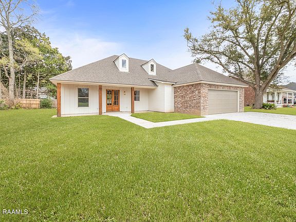 2nd image of 103 Rue Bordeaux