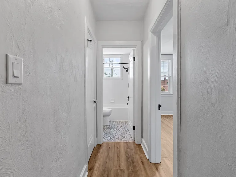 742 Washington Park #B4 — Photo 21