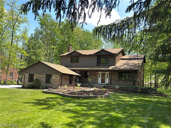 4th image of 7447 McLellan Dr