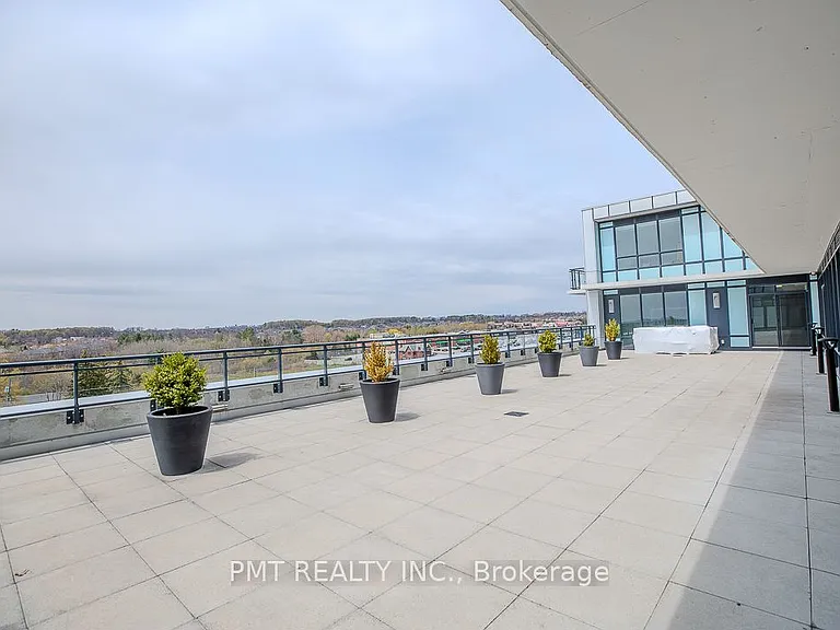 11611 Yonge St #516 — Photo 21