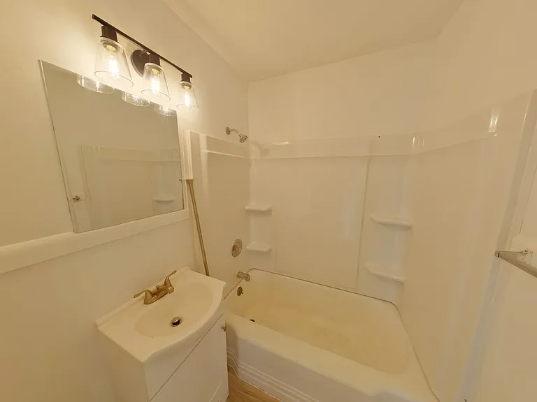 2312 S Topeka Ave — Photo 6