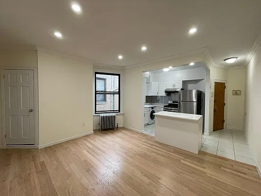 Rented by Corcoran | media 25