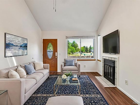 4th image of 360 S Taft Court #107