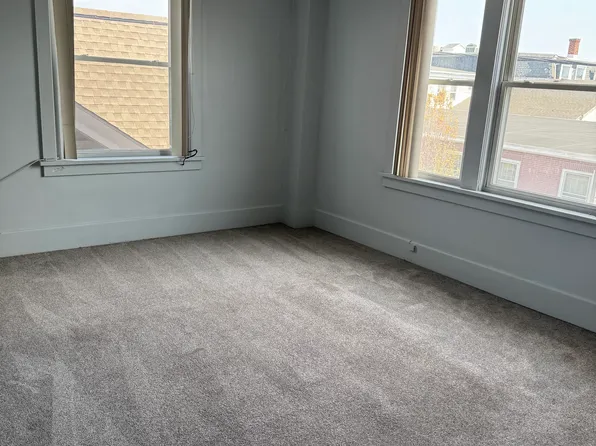 17 W High St APT 201, Elizabethtown, PA 17022