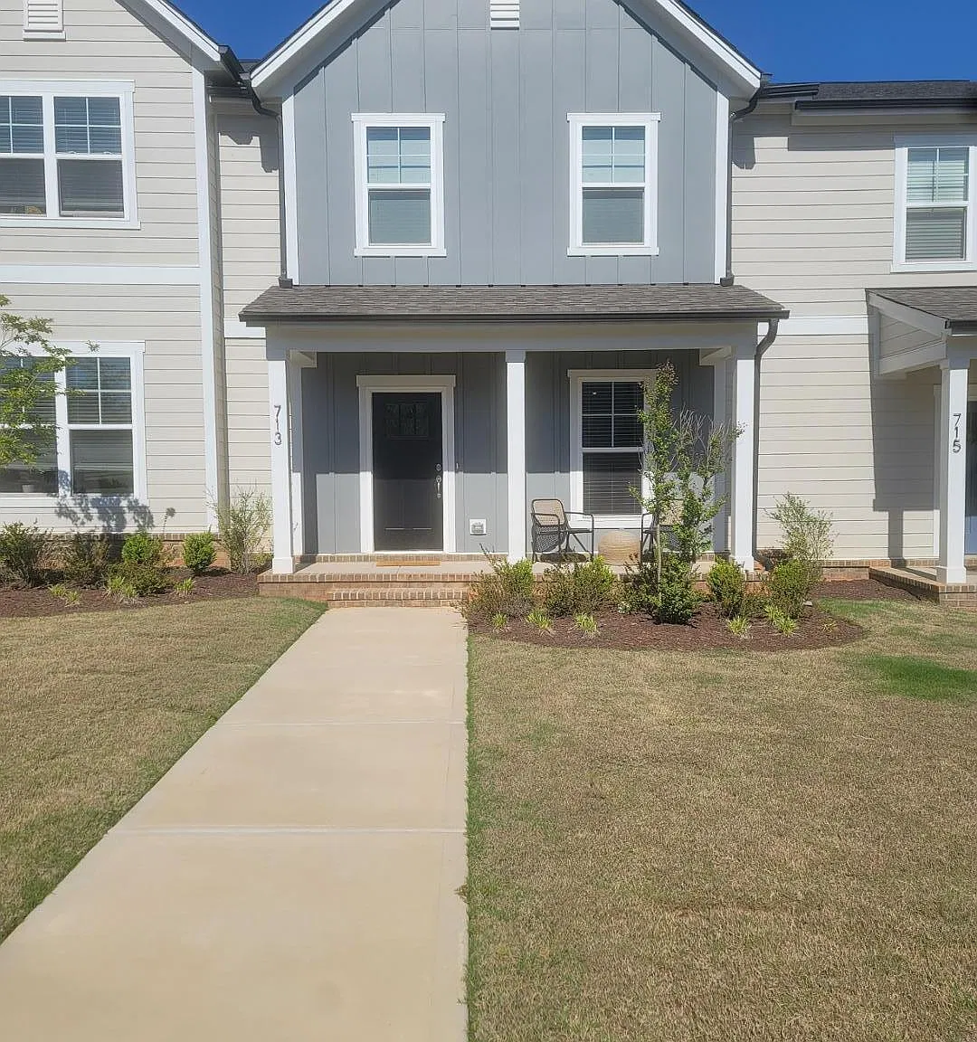 3 bed, 2.5 bath, 1955 sqft, $2,200 — Photo 1