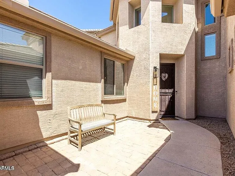 36840 W Oliveto Ave — Photo 2