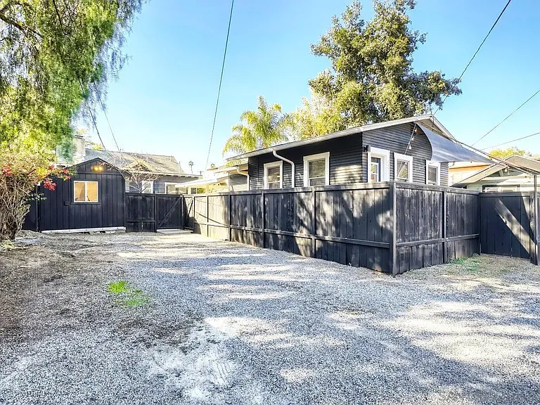 4655 Date Ave — Photo 10