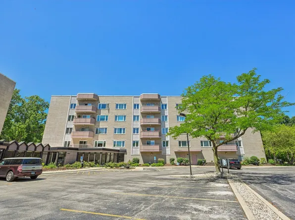 6411 Lincoln Ave Unit 512, Morton Grove, IL 60053