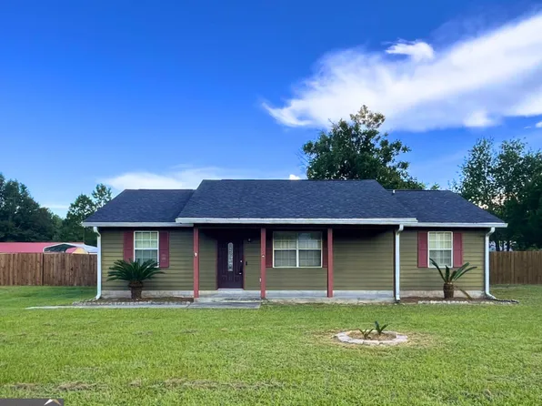205 Dallas Cir, Folkston, GA 31537