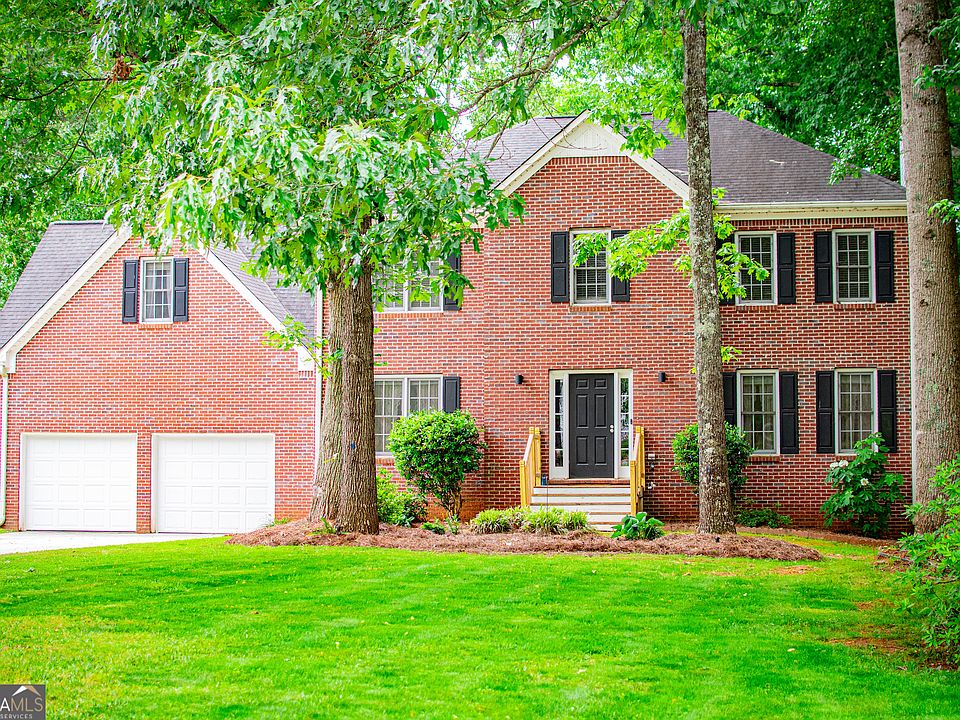 1st image of 292 Lakeview Ln