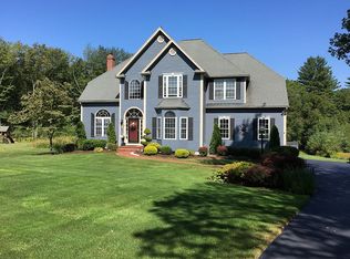4 First Colony Dr, Medway, MA 02053