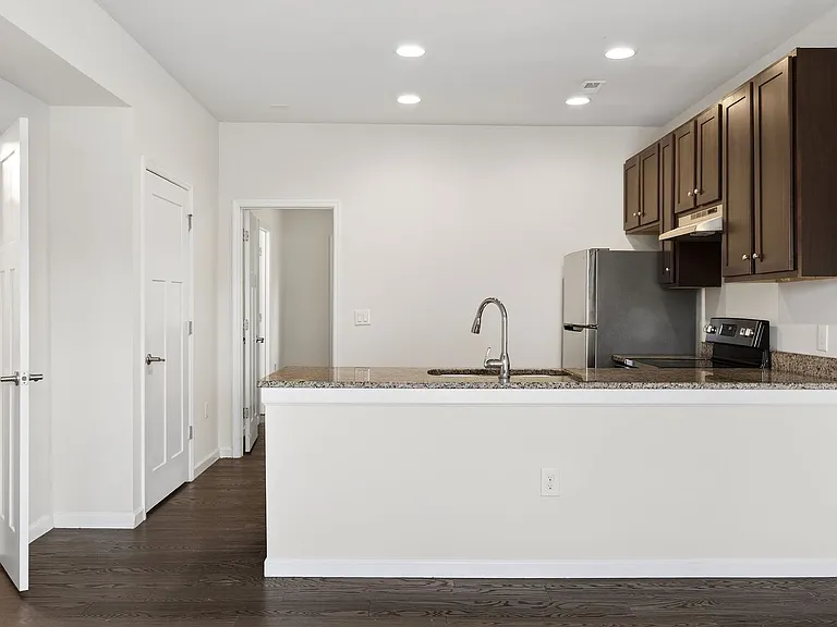 4653 Fairfield Farm Rd — Photo 4
